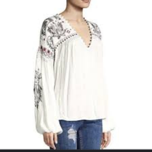 FREE People Boho Oversized Embroidered Tunic Rock it Tonight Top XS - Picture 3 of 16